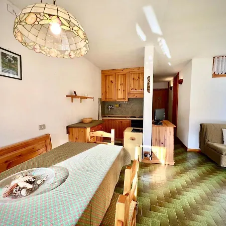 Apartment Charming 1br - Mont Blanc Views Pila (Valle d'Aosta)