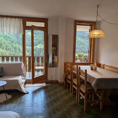 Charming 1br - Mont Blanc Views * Pila (Valle d'Aosta)